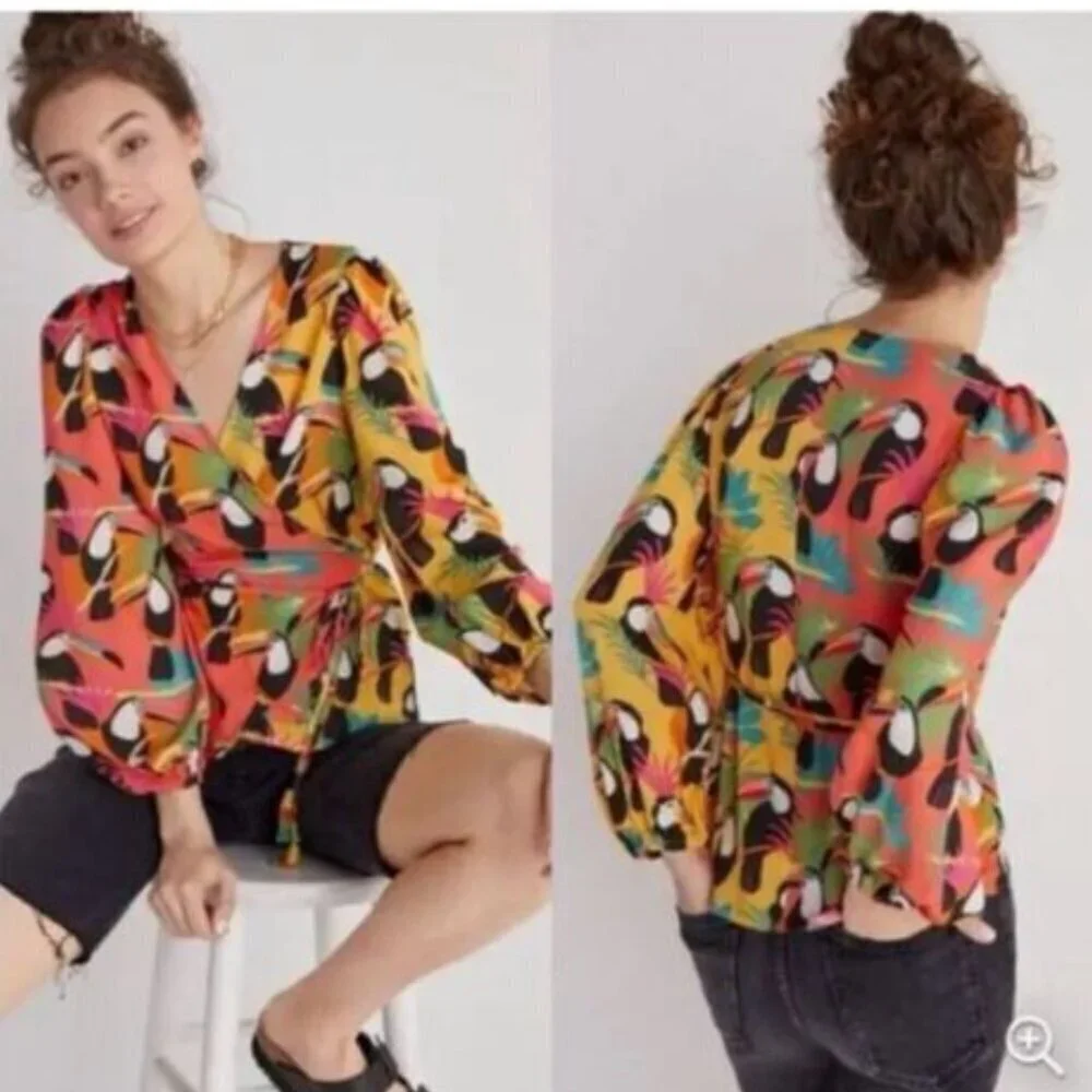 NWT FARM Rio Tropical Toucan Rainbow Chic Feminine Wrap Blouse Size Small - Picture 2 of 10